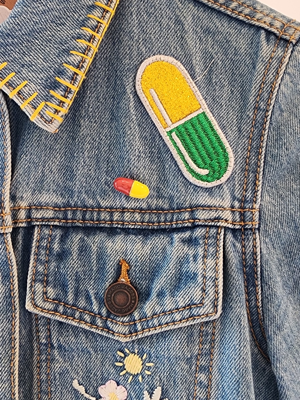 Marc Jacobs Light Blue Embroidered  Denim Jacket with Multicolor Patches Size XS - Picture 7 of 11